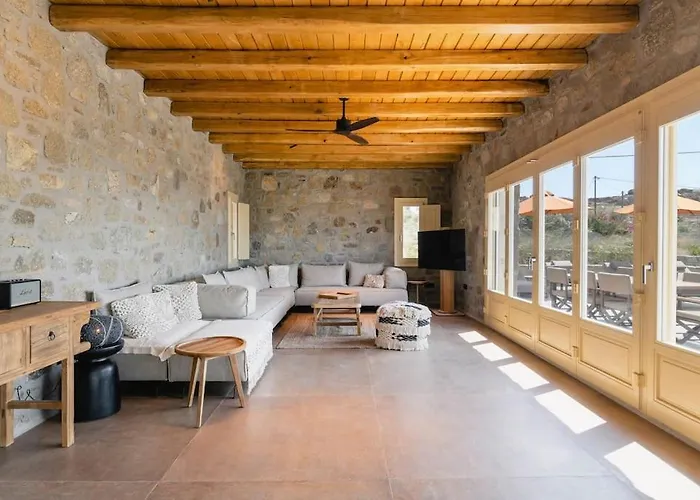 Casa Del Lupo Platis Gialos